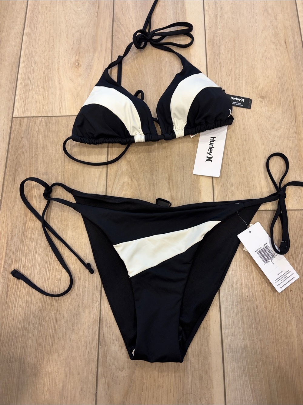 New Hurley Black & White Triangle Tie-Side Bikini Set